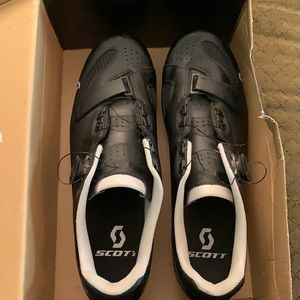 Scotts Bike Footwear | Clip on shoes